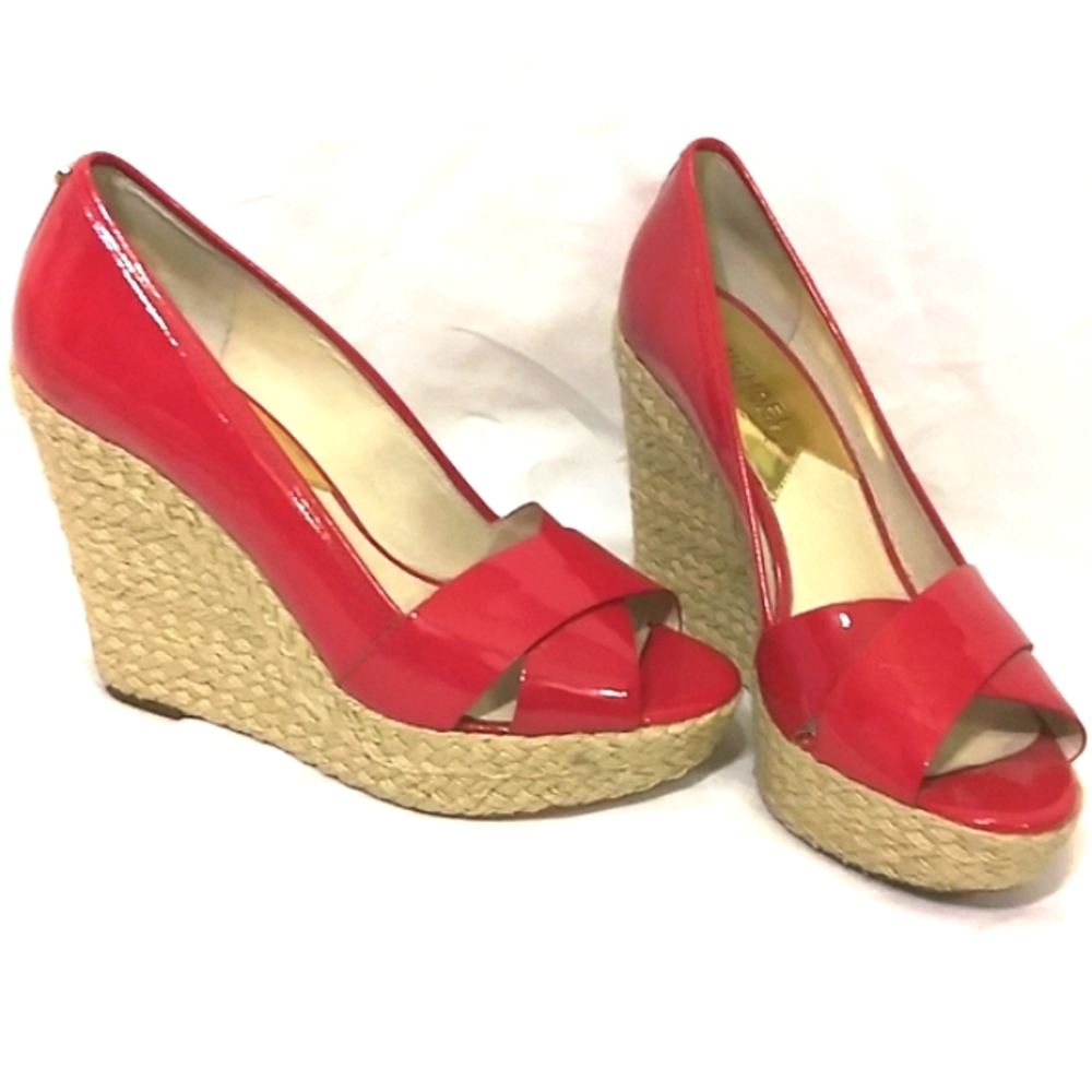 NWOT🌺 MICHAEL KORS Red Wedge Heals